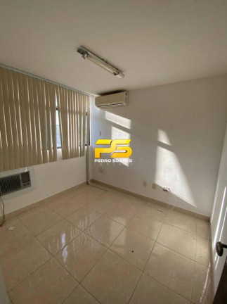 Sala Comercial à Venda, 30 m² em Tambiá - João Pessoa