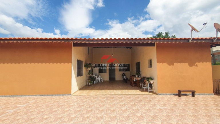 Chácara com 2 Quartos à Venda, 600 m² em Centro - Piracaia