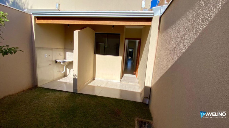 Imagem Casa com 2 Quartos à Venda, 80 m² em Jardim Campina Verde - Campo Grande