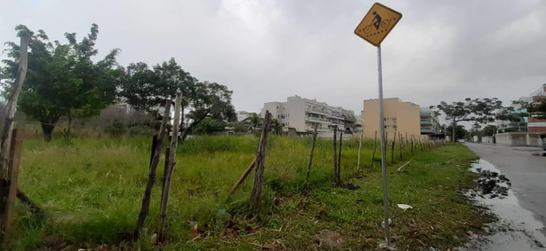 Imagem Terreno à Venda, 595 m² em Recreio Dos Bandeirantes - Rio De Janeiro Imagem Terreno à Venda, 595 m² em Recreio Dos Bandeirantes - Rio De Janeiro