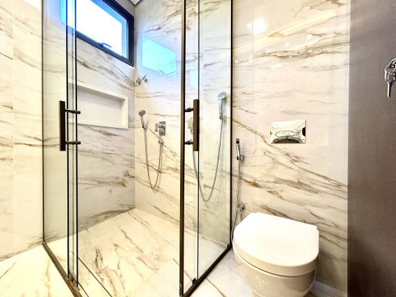 Imagem Casa com 4 Quartos à Venda, 320 m² em Alphaville - Santana De Parnaíba Imagem Casa com 4 Quartos à Venda, 320 m² em Alphaville - Santana De Parnaíba