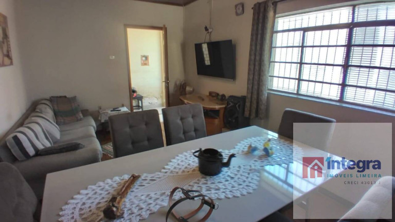 Imagem Casa com 2 Quartos à Venda, 186 m² em Vila Camargo - Limeira