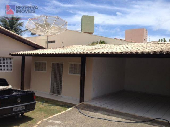 Imagem Casa com 5 Quartos à Venda, 380 m² em Ponta Negra - Natal