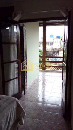 Imagem Casa com 3 Quartos à Venda, 175 m² em Parque Novo Oratório - Santo André Imagem Casa com 3 Quartos à Venda, 175 m² em Parque Novo Oratório - Santo André