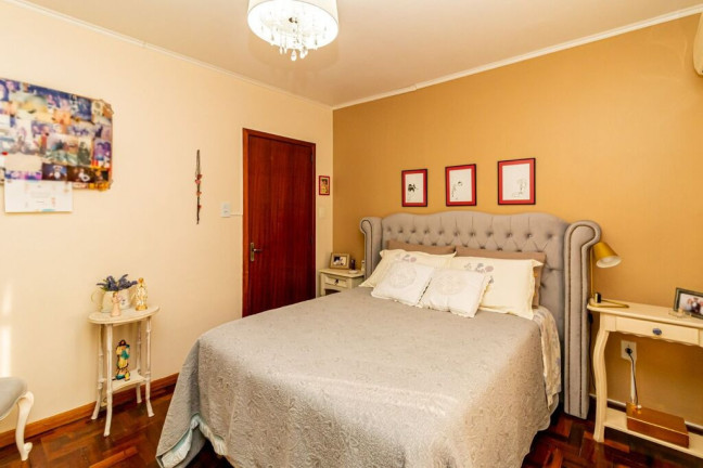 Imagem Apartamento com 2 Quartos à Venda, 53 m² em Medianeira - Porto Alegre Imagem Apartamento com 2 Quartos à Venda, 53 m² em Medianeira - Porto Alegre