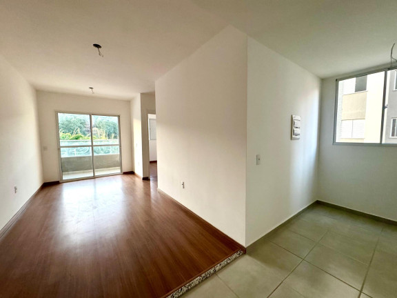 Imagem Apartamento com 2 Quartos para Alugar, 58 m² em Pires - Extrema Imagem Apartamento com 2 Quartos para Alugar, 58 m² em Pires - Extrema