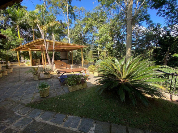 Imagem Casa com 3 Quartos à Venda, 300 m² em Albuquerque - Teresópolis Imagem Casa com 3 Quartos à Venda, 300 m² em Albuquerque - Teresópolis