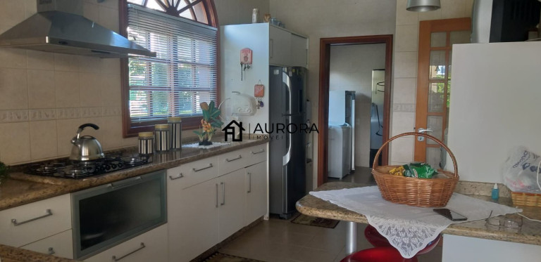 Imagem Casa com 4 Quartos à Venda, 351 m² em Taquaras - Balneário Camboriú Imagem Casa com 4 Quartos à Venda, 351 m² em Taquaras - Balneário Camboriú