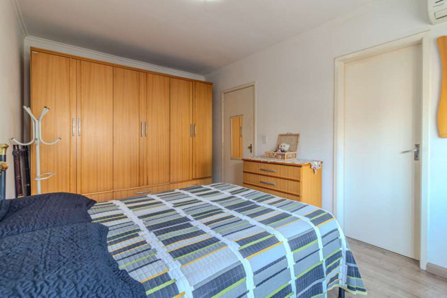 Imagem Apartamento com 3 Quartos à Venda, 96 m² em São João - Porto Alegre