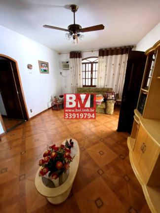 Imagem Casa com 3 Quartos à Venda, 373 m² em Rocha Miranda - Rio De Janeiro
