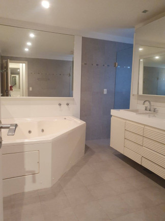 Imagem Apartamento com 3 Quartos à Venda, 253 m² em Alphaville Industrial - Barueri