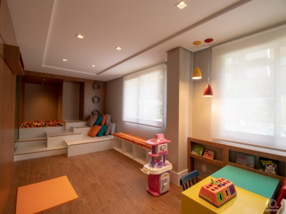 Imagem Imóvel com 3 Quartos à Venda, 211 m² em Menino Deus - Porto Alegre