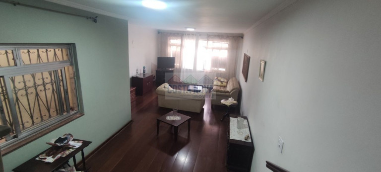 Imagem Casa com 3 Quartos à Venda ou Locação, 252 m²