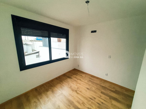 Imagem Casa com 2 Quartos à Venda, 123 m² Imagem Casa com 2 Quartos à Venda, 123 m²