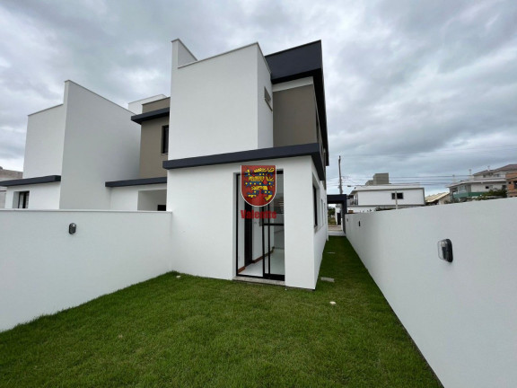 Imagem Casa com 3 Quartos à Venda, 150 m² em Ribeirão Da Ilha - Florianópolis Imagem Casa com 3 Quartos à Venda, 150 m² em Ribeirão Da Ilha - Florianópolis