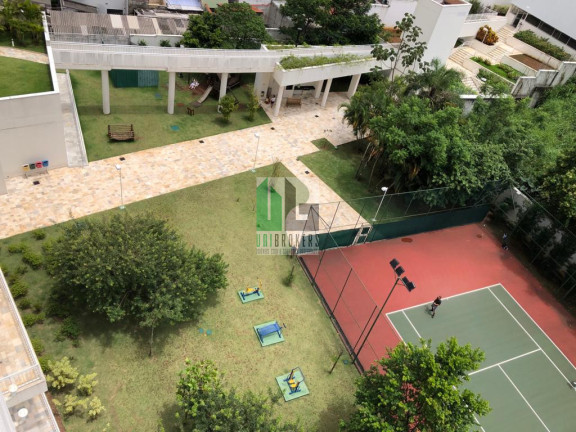 Imagem Apartamento com 3 Quartos à Venda, 212 m² em Aclimação - São Paulo Imagem Apartamento com 3 Quartos à Venda, 212 m² em Aclimação - São Paulo