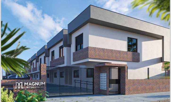 Sobrado com 2 Quartos à Venda, 80 m² em Cachoeira Do Bom Jesus - Florianópolis
