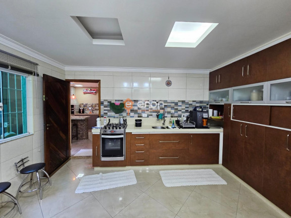 Imagem Casa com 3 Quartos à Venda, 188 m² Imagem Casa com 3 Quartos à Venda, 188 m²