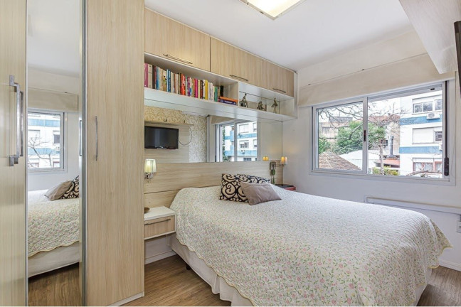 Imagem Apartamento com 2 Quartos à Venda, 65 m² em Petrópolis - Porto Alegre