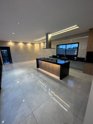 Imagem Casa de Condomínio com 3 Quartos à Venda, 208 m² em Condomínio Residencial Gaudi - Anápolis Imagem Casa de Condomínio com 3 Quartos à Venda, 208 m² em Condomínio Residencial Gaudi - Anápolis
