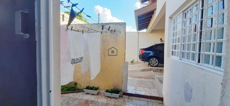 Imagem Casa com 3 Quartos à Venda, 236 m² em Jardim Delta - Londrina Imagem Casa com 3 Quartos à Venda, 236 m² em Jardim Delta - Londrina