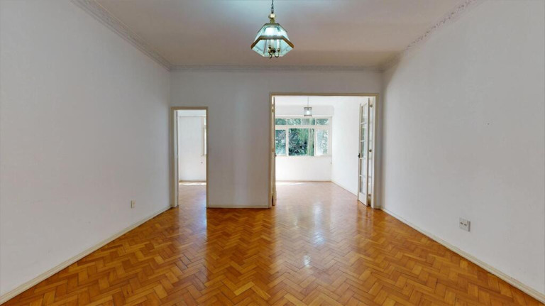 Imagem Imóvel com 3 Quartos à Venda, em Tijuca - Rio De Janeiro Imagem Imóvel com 3 Quartos à Venda, em Tijuca - Rio De Janeiro