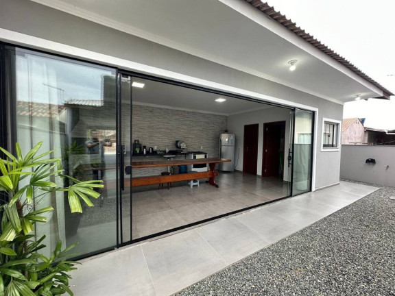 Imagem Casa com 2 Quartos à Venda, 120 m² em Costeira - Balneário Barra Do Sul Imagem Casa com 2 Quartos à Venda, 120 m² em Costeira - Balneário Barra Do Sul