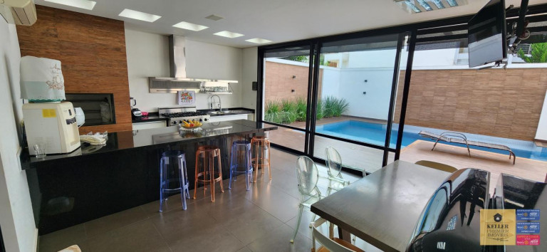 Imagem Casa com 6 Quartos à Venda, 760 m² em Maracanã - Foz Do Iguaçu Imagem Casa com 6 Quartos à Venda, 760 m² em Maracanã - Foz Do Iguaçu