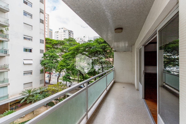 Imagem Apartamento com 3 Quartos à Venda, 128 m² em Moema - São Paulo Imagem Apartamento com 3 Quartos à Venda, 128 m² em Moema - São Paulo