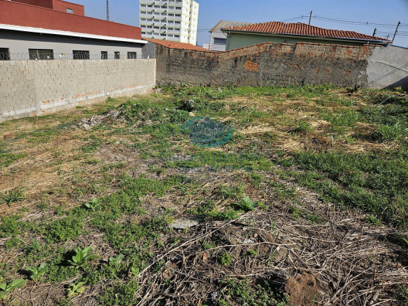 Terreno à Venda, 250 m² em Vila Henrique - Salto