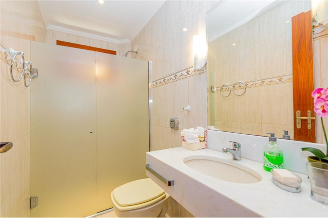 Imagem Apartamento com 3 Quartos à Venda, 150 m² em Jardim Planalto - Porto Alegre Imagem Apartamento com 3 Quartos à Venda, 150 m² em Jardim Planalto - Porto Alegre