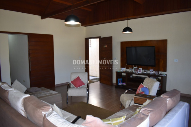 Imagem Casa com 4 Quartos à Venda, 2 m² em Região Da Floresta Negra - Campos Do Jordão Imagem Casa com 4 Quartos à Venda, 2 m² em Região Da Floresta Negra - Campos Do Jordão