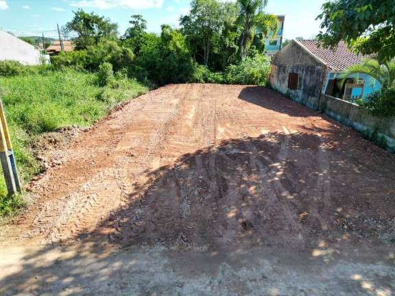 Terreno à Venda, 300 m² em Itajuba - Barra Velha
