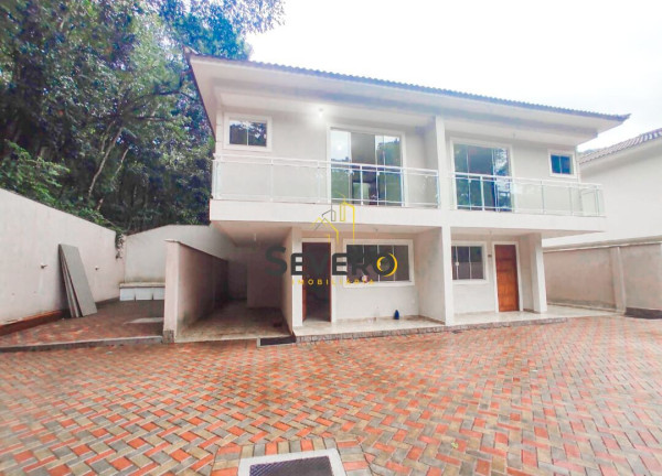 Imagem Casa com 3 Quartos à Venda, 121 m² em Engenho Do Mato - Niterói Imagem Casa com 3 Quartos à Venda, 121 m² em Engenho Do Mato - Niterói