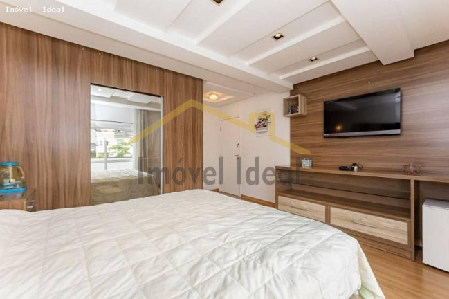 Imagem Casa com 4 Quartos à Venda, 290 m² em Santa Felicidade - Curitiba Imagem Casa com 4 Quartos à Venda, 290 m² em Santa Felicidade - Curitiba