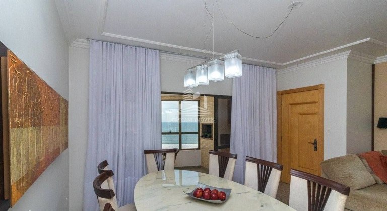 Imagem Apartamento com 3 Quartos à Venda, 110 m² em Centro - Balneário Camboriú