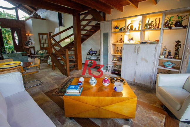 Imagem Casa com 5 Quartos à Venda, 700 m² em Acapulco - Guarujá Imagem Casa com 5 Quartos à Venda, 700 m² em Acapulco - Guarujá