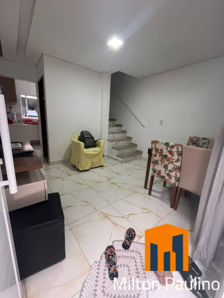Imagem Casa com 2 Quartos à Venda, 65 m² em Real - Praia Grande