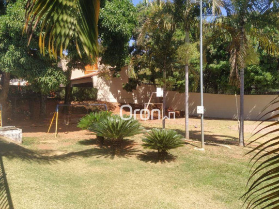Sobrado com 3 Quartos à Venda, 104 m² em Parque Amazônia - Goiânia