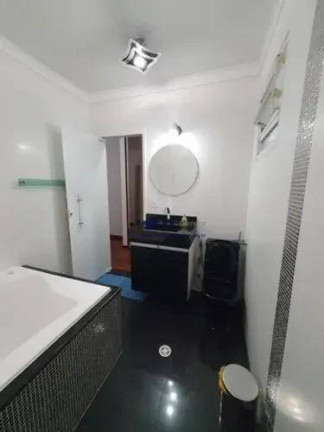 Imagem Casa com 3 Quartos à Venda, 520 m² em Vila Rosália - Guarulhos Imagem Casa com 3 Quartos à Venda, 520 m² em Vila Rosália - Guarulhos