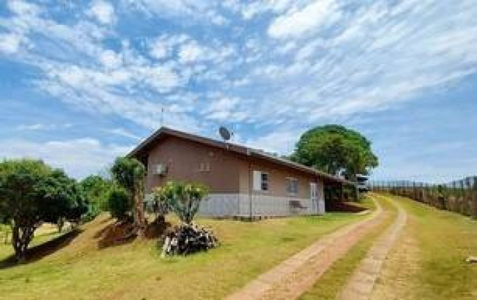 Imagem Chácara com 5 Quartos à Venda, 643 m² em Roseira - Jundiaí Imagem Chácara com 5 Quartos à Venda, 643 m² em Roseira - Jundiaí