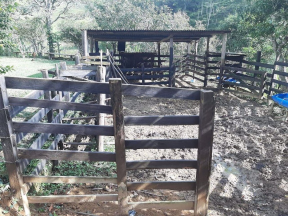 Imagem Chácara com 2 Quartos à Venda, 100 m² em Centro - Paraibuna Imagem Chácara com 2 Quartos à Venda, 100 m² em Centro - Paraibuna
