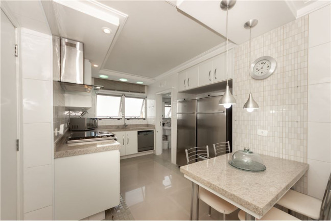 Imagem Apartamento com 3 Quartos à Venda, 169 m² em Moema - São Paulo