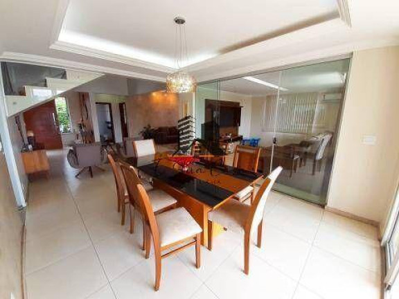 Imagem Casa com 4 Quartos à Venda, 443 m² em Garças - Belo Horizonte Imagem Casa com 4 Quartos à Venda, 443 m² em Garças - Belo Horizonte