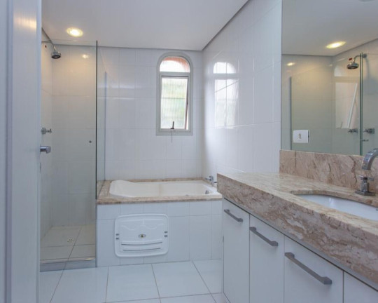 Imagem Apartamento com 3 Quartos à Venda, 210 m² em Moema - São Paulo Imagem Apartamento com 3 Quartos à Venda, 210 m² em Moema - São Paulo