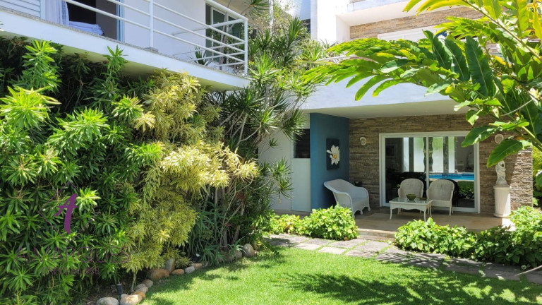 Casa com 4 Quartos à Venda,  em Barra Da Tijuca - Rio De Janeiro