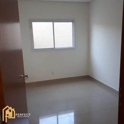 Imagem Casa com 3 Quartos à Venda, 206 m² em Via Dutra - Caçapava Imagem Casa com 3 Quartos à Venda, 206 m² em Via Dutra - Caçapava