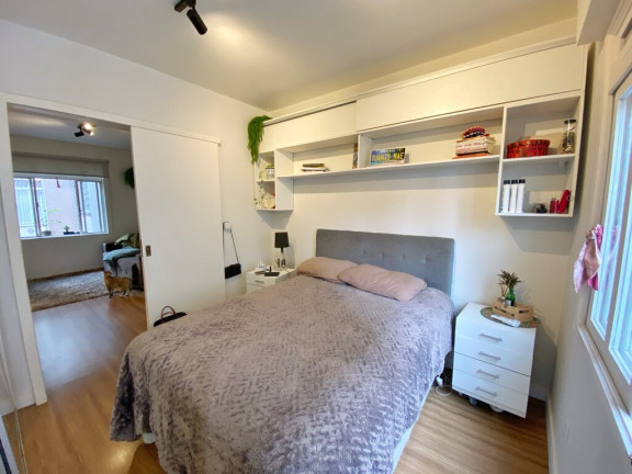 Imagem Imóvel com 1 Quarto à Venda, em Cidade Baixa - Porto Alegre Imagem Imóvel com 1 Quarto à Venda, em Cidade Baixa - Porto Alegre