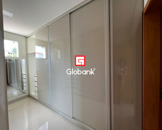 Casa com 3 Quartos à Venda, 400 m² em Ibituruna - Montes Claros