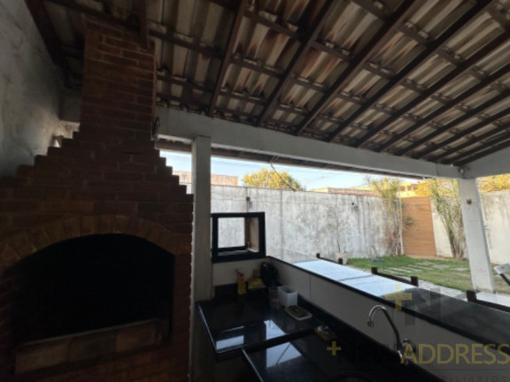 Imagem Casa com 4 Quartos à Venda, 283 m² em Araçás - Vila Velha Imagem Casa com 4 Quartos à Venda, 283 m² em Araçás - Vila Velha